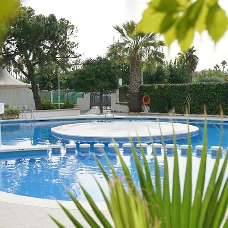 Bamblue Boutique Apartments 피네다데마르 외부 사진
