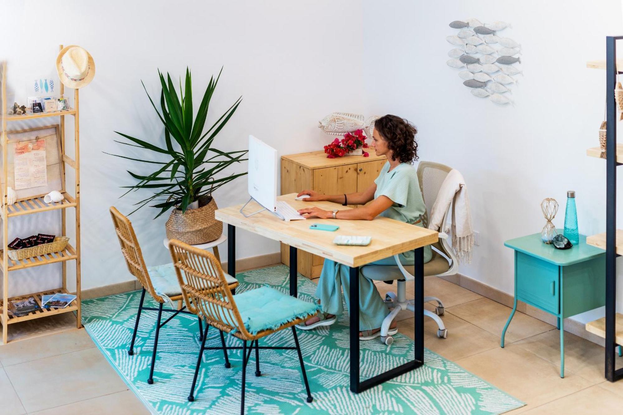 Bamblue Boutique Apartments 피네다데마르 외부 사진