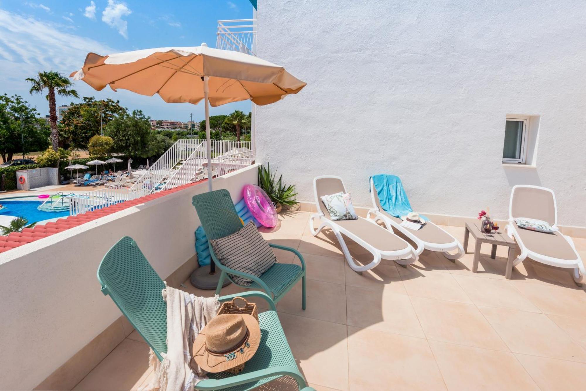 Bamblue Boutique Apartments 피네다데마르 외부 사진