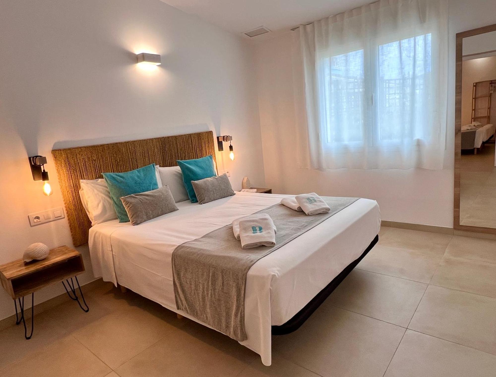 Bamblue Boutique Apartments 피네다데마르 외부 사진