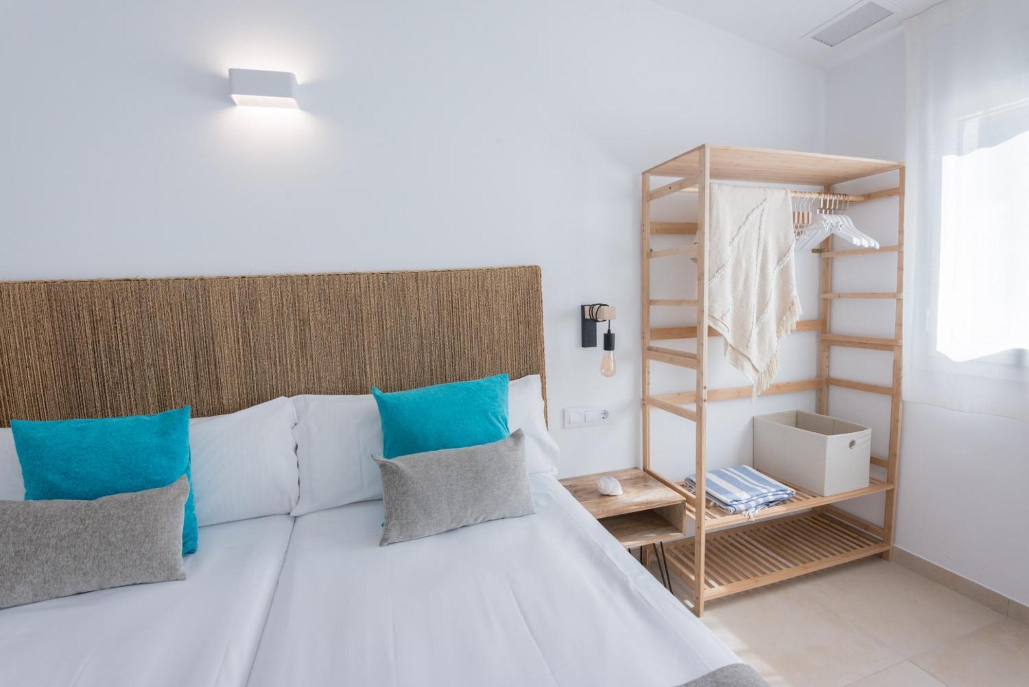 Bamblue Boutique Apartments 피네다데마르 외부 사진